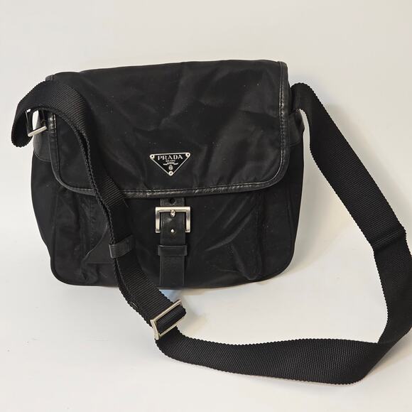 PRADA Tessuto Triangle with logo Ajustable Shoulder Bag PochetteBlack Nylon
